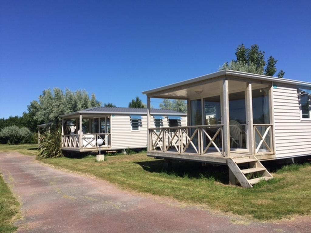 Camping Phare Ouest Saint-Denis-dʼOléron Exterior foto