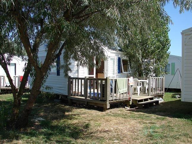 Camping Phare Ouest Saint-Denis-dʼOléron Exterior foto